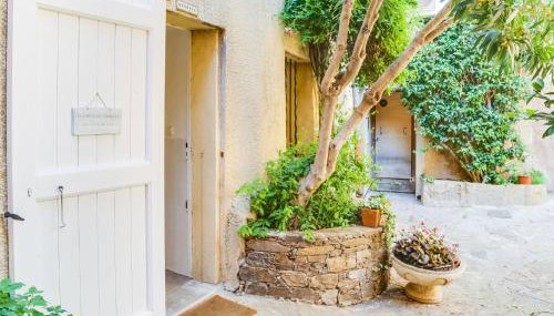 Studio Village de Bormes les Mimosas by Interhome - Foto 2