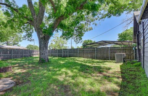 Pet-Friendly Home with 1-Acre Yard in Aubrey - Foto 26