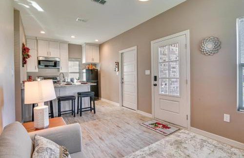 Pet-Friendly Brownsville Apartment with Yard! - Foto 2