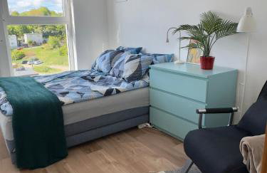 Navy Blue Apartment - Photo 10