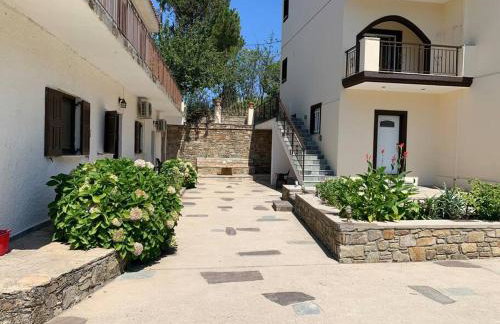 Despina Studios 4 beds with loft and kitchenette # 8 - Foto 17