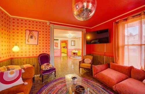 Retro 1970's Rollercoaster House 5 Mins from Cedar Point - Photo 4