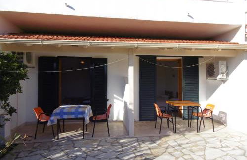 Apartments Elli - Nikos - Photo 10