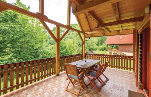 Pet Friendly Home In Licki Osik - Photo 2