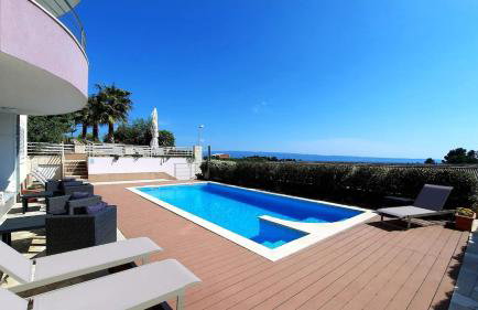 GREEN cozy apartment with shared POOL - Foto 24