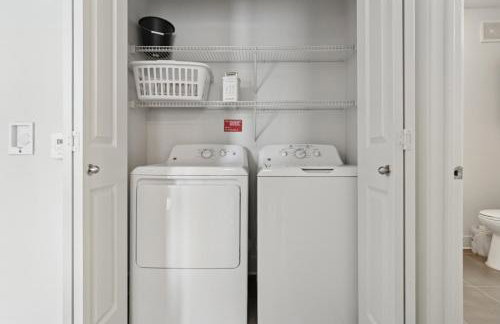 Modern Stylish Suite Design District Dallas - Foto 17