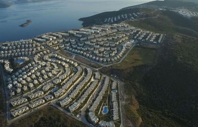 1 Bedroom Apartment Lake View 3 by Likya Global - Photo 24