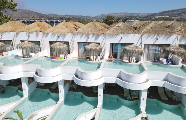 Alia Suites & Alia Beachfront Suites and Spa - Photo 68