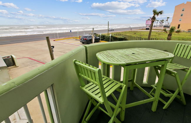 Pelicondo is an Ocean Front Condo with Beach View - Foto 54