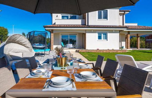 4 Bedroom Stunning Home In Nedescina - Foto 8