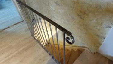 Gîte indépendant pouvant accueillir jusqu'à 6 personnes, situé dans une forêt - Foto 2