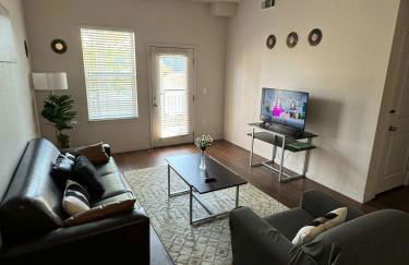 Private 2Bdrm Apartment Convenient to All - Foto 39