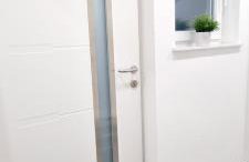 New Modern SelfCheckin PublicFreeParking HighSpeed Wifi KingSizeBed - Foto 47