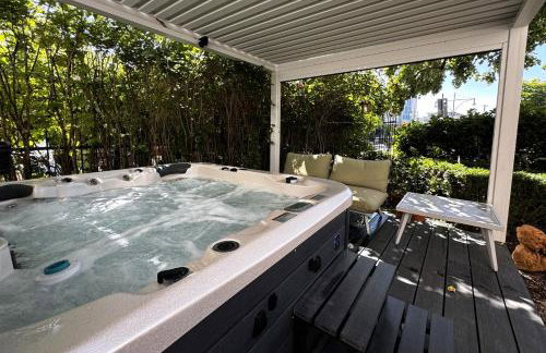 Historical Luxury Homes - Stadtvilla mit Jacuzzi und Garten - Foto 35