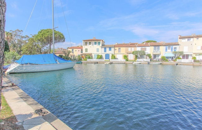 Pleasant Holiday Home in Port Grimaud With Garden - Photo 11