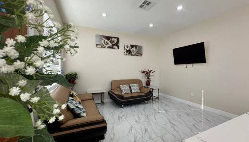 New Renovated House in Little Saigon - Foto 4