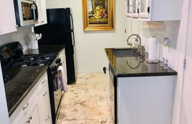 Hidden Jewel BTWN French Quarter & Frenchmen St - Foto 8