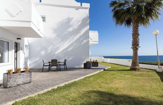 Ramada Hotel & Suites by Wyndham Costa del Sol - Photo 63