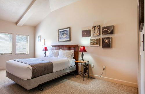 Crestview Condominiums by All Seasons Resort Lodging - Photo 12