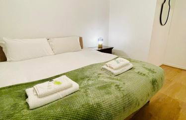 2BD CanaryWharf Mile End Private Balcony FREE Parking - Foto 1