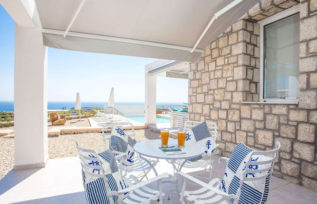 Villa in Rhodes With Infinity Pool & BBQ - Foto 43