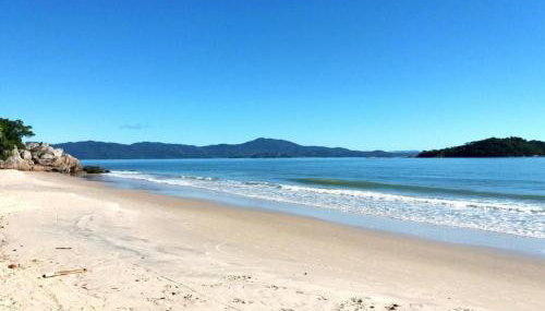 Residencial Morada do Sol - 700 metros da praia - Foto 2