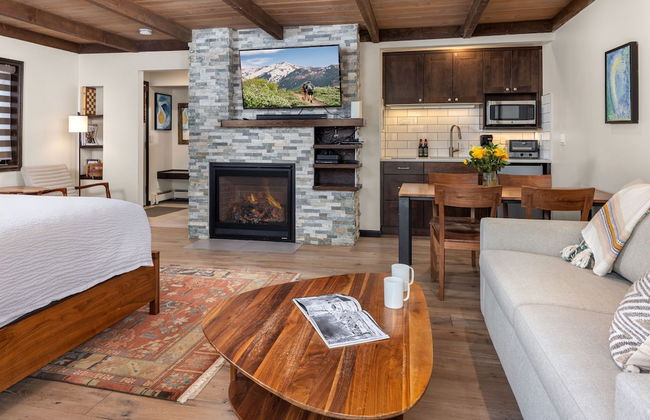 Willows - CoralTree Residence Collection - Photo 13