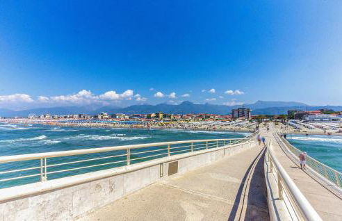 Cozy Home In Metato With Kitchen - Photo 32