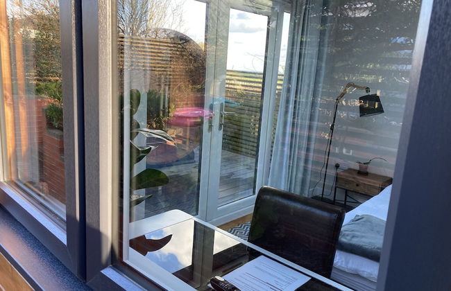 Contemporary Guest House With Outside Barrel Sauna - Foto 18