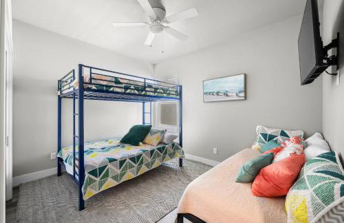 Beautiful New 3 Bedroom Townhouse w/ Private Pool - Foto 30