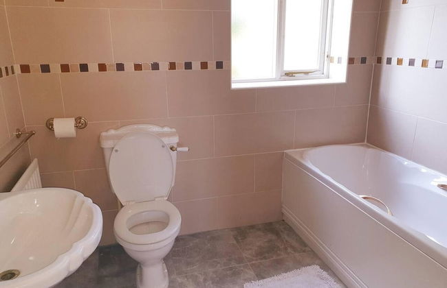 Lovely 4-bed , 3 Bath Villa in Bolton, Manchester - Foto 20