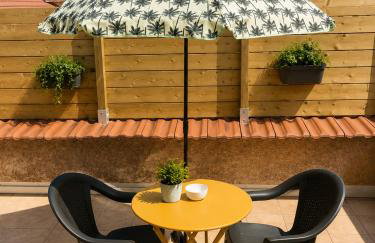 "Le Petit Paradis" au Centre Ville d'Oyonnax - Foto 20