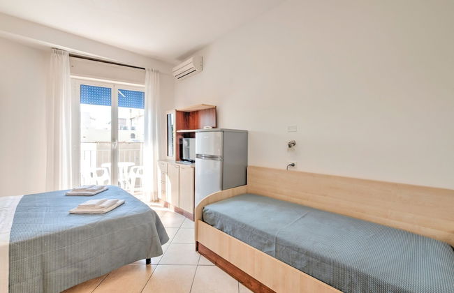 Modern Apartment in Rimini With Balcony - Foto 12