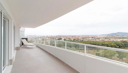 Global Properties, Apartamento con vistas al mar, 2 terrazas y piscina en Canet d'en Berenguer - Photo 2