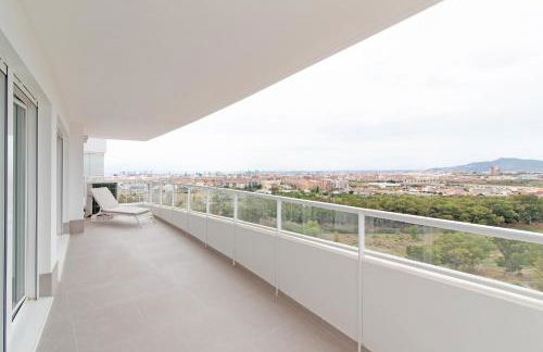 Global Properties, Apartamento con vistas al mar, 2 terrazas y piscina en Canet d'en Berenguer - Photo 2