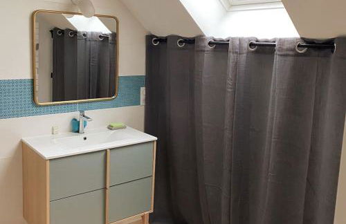 La Grangerie - Maison en pierre centre village - Foto 14