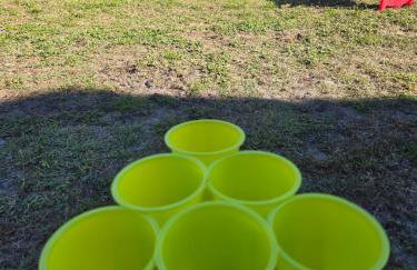 5 Mins from beach and has pool, hot tub, games, pet friendly - Foto 37