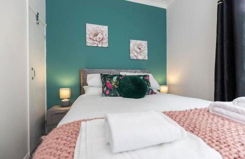 The Normanby! - Photo 18