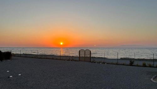 Lambou Beach Sunset - Foto 4