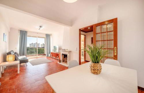 GuestReady - Charming stay with a terrace - Foto 13