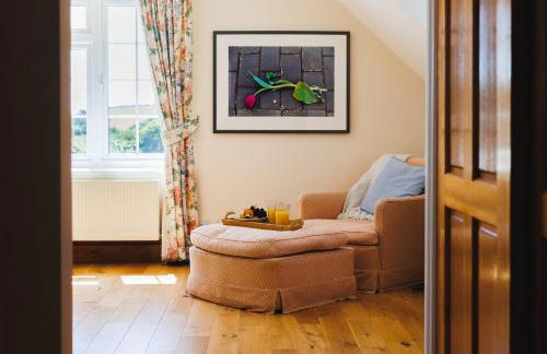 Rookley Farm Lodge Charming Manor Pool House with Heated Pool, Tennis Court & Gardens - Isle of Wight Rural Countryside Escape - Foto 33