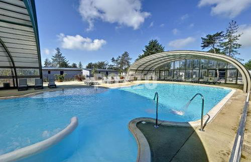 Chalet de Standing 6 Pers. à Jullouville - Piscine Chauffée, Plage à Proximité, Wi-Fi Inclus - FR-1-361-536 - Foto 32