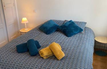 Superbe appartement F2 refait à neuf plein centre - Foto 3