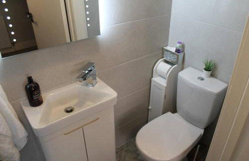 4 Bed Boutique House Lisburn Road - Foto 90