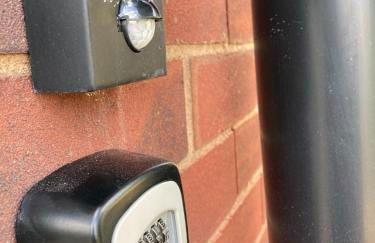 Studio Flat in Walsall with Option of Large Garden for Events - Foto 19