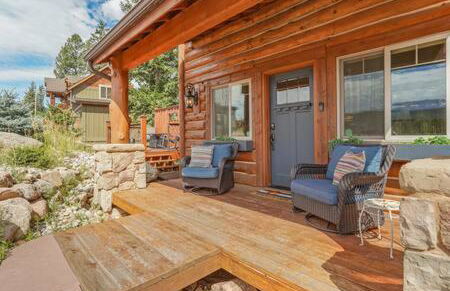 Cabin~Views~Heart of Town~W&D~Fireplace~Kitchen - Foto 45