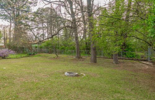 Cheerful 3 BR 2BA Home in Great Neighborhood! - Foto 44