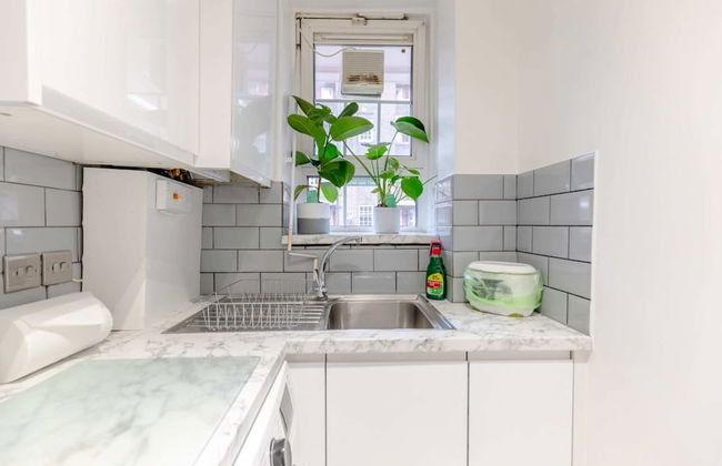 Central & Stylish 1BD Flat - 8mins to Greenwich! - Photo 7