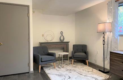 Remodeled, Spacious, Modern Retreat 5 BR, 3BA, 2KIT - Foto 32