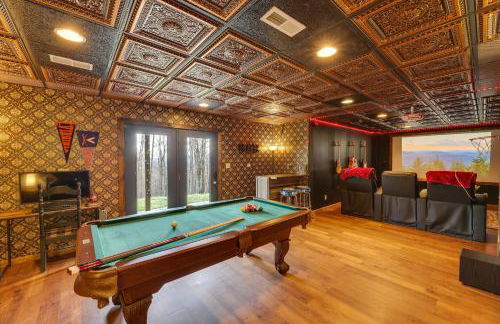 Game Room, Deck and Views Idyllic Slaty Fork Cabin - Foto 25